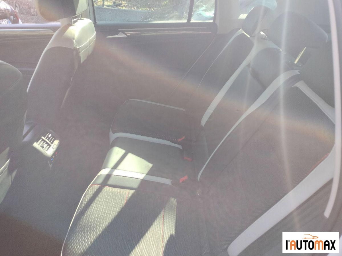 Volkswagen Tiguan 2.0 TDI 150 CV SCR DSG 4MOTION R-Line (13)