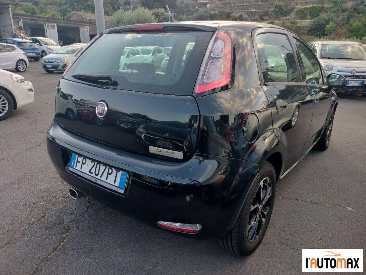 Fiat Punto 1.3 MJT II S&S 95 CV 5 porte Lounge (4)