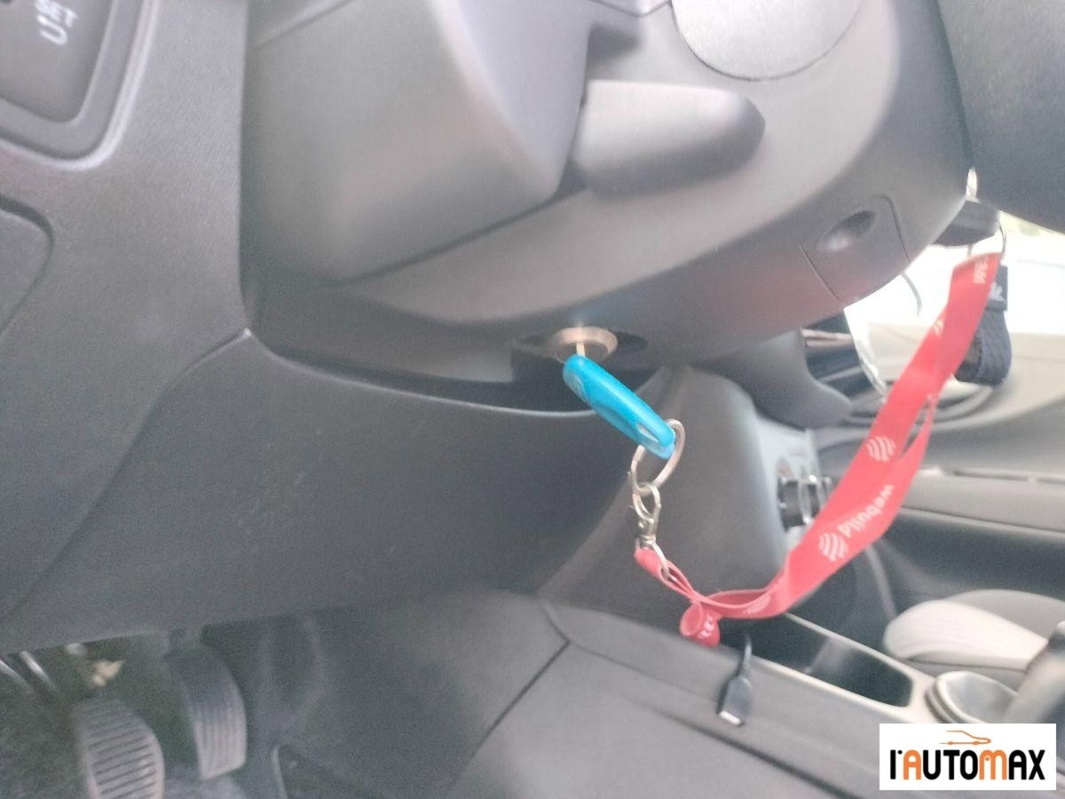 Fiat Punto 1.3 MJT II S&S 95 CV 5 porte Lounge (9)