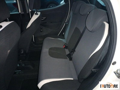Lancia Ypsilon 1.3 MJT 16V 95 CV 5 porte S&S Silver (9)