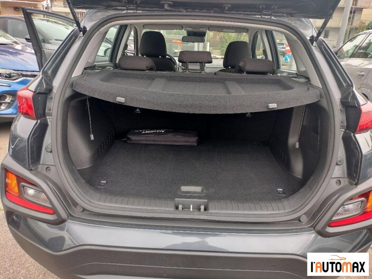 Hyundai Kona 1.6 CRDI 115 CV XTech (14)