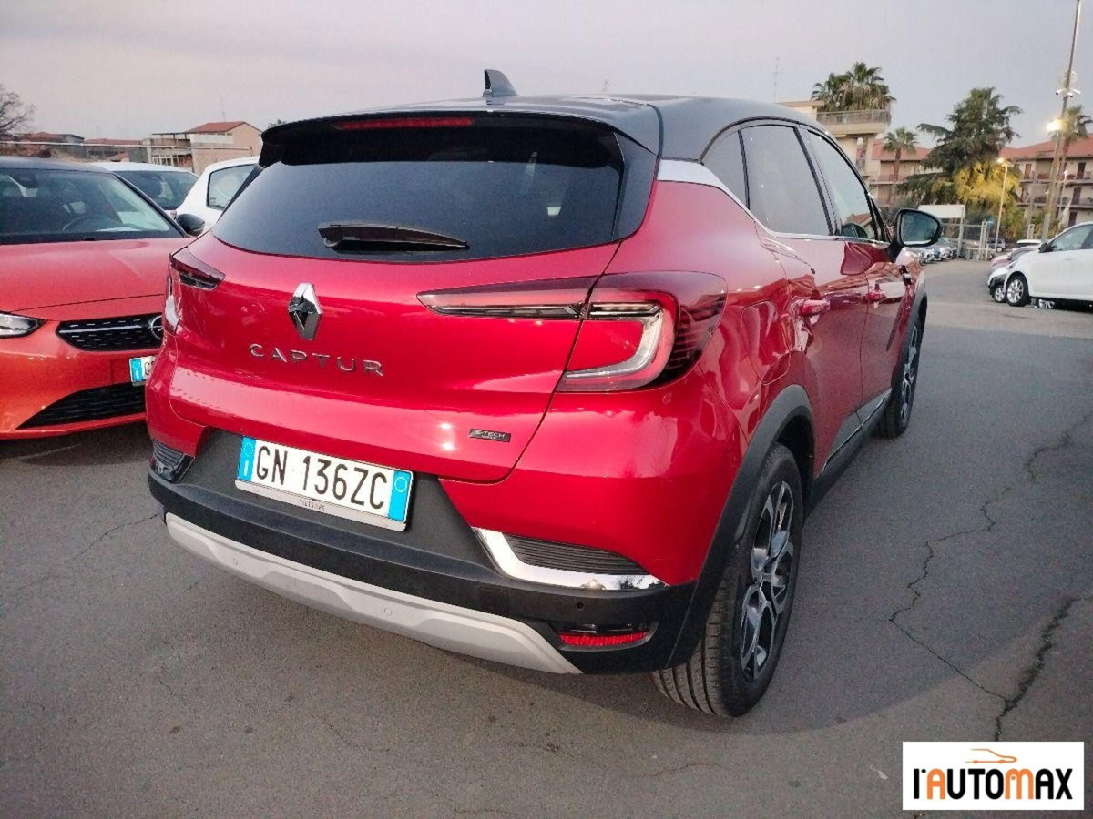 Renault Captur Full Hybrid E-Tech 145 CV Intens (4)