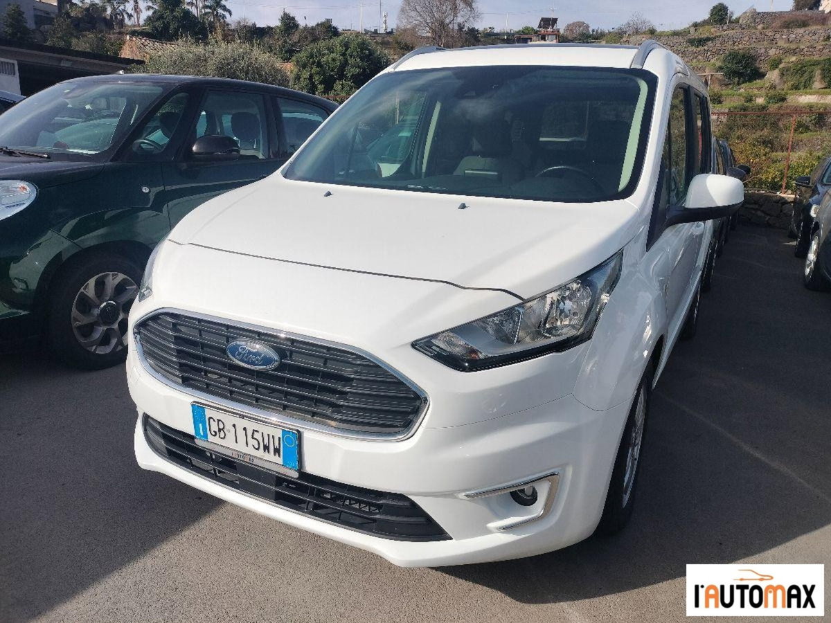 Ford Tourneo Connect Tourneo  1.5 TDCi 120 CV aut. Titanium