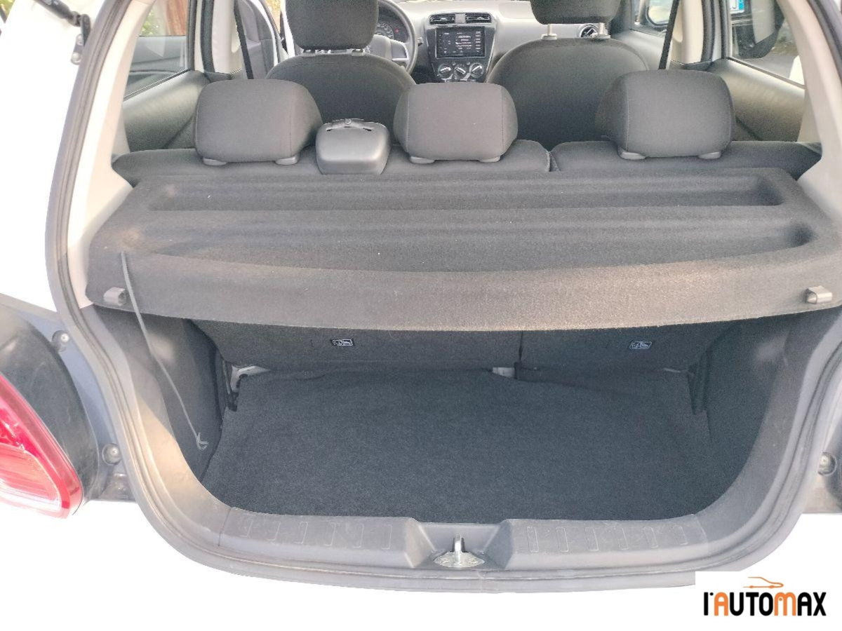 Mitsubishi Space Star 1.2 Invite Radio (12)