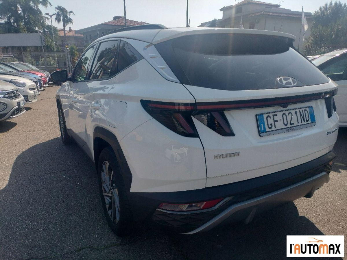 Hyundai Tucson 1.6 crdi Exellence 2wd (4)