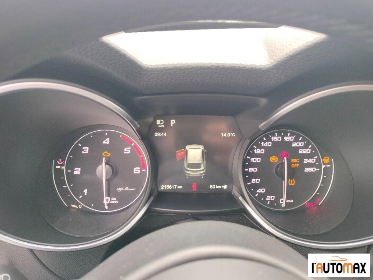 Alfa Romeo Stelvio Stelvio 2.2 Turbodiesel 180 CV AT8 RWD Business (11)