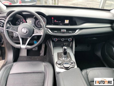 Alfa Romeo Stelvio Stelvio 2.2 Turbodiesel 180 CV AT8 RWD Business (14)