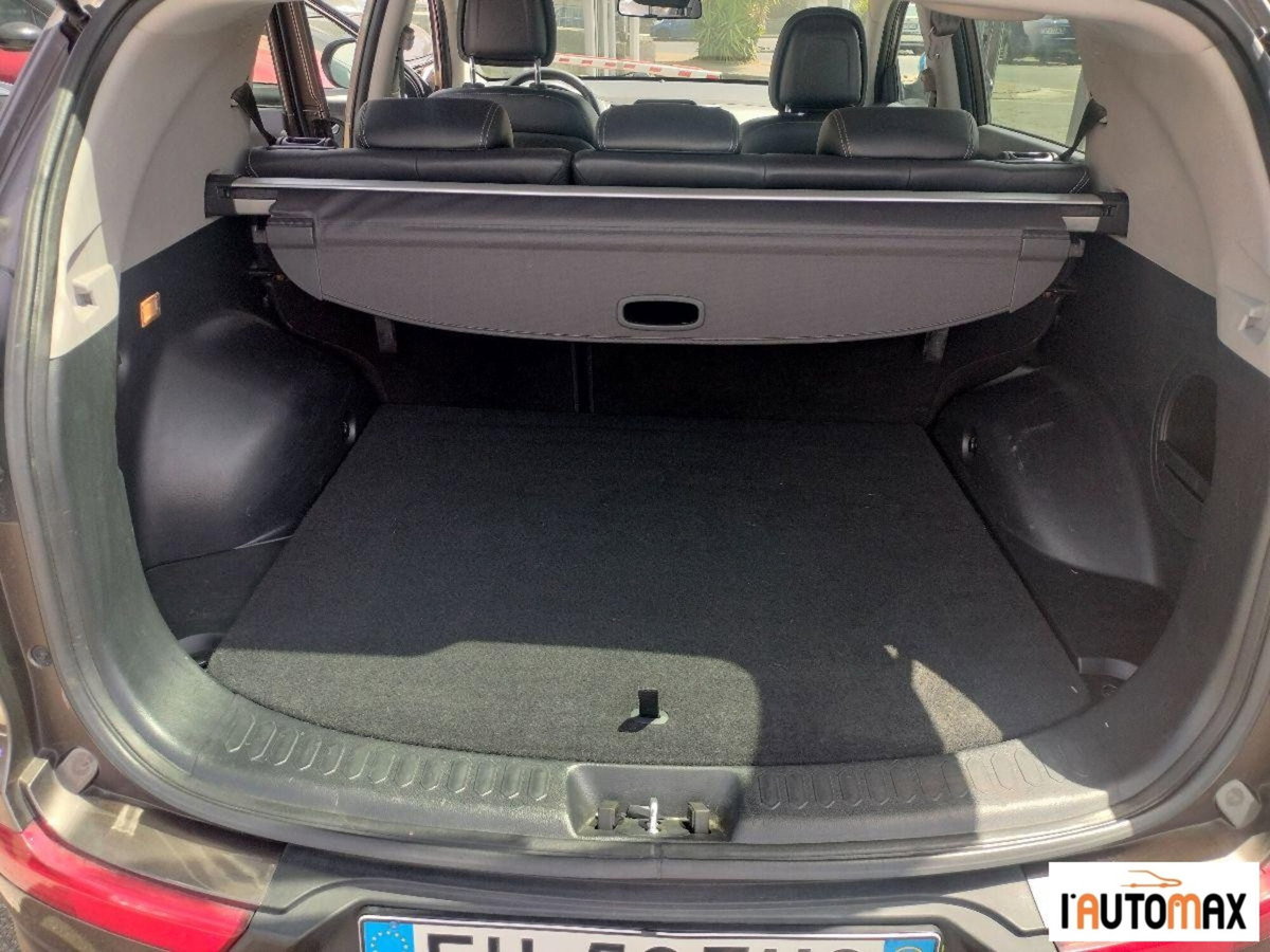 Kia Sportage 1.7 CRDI 2WD Class (12)