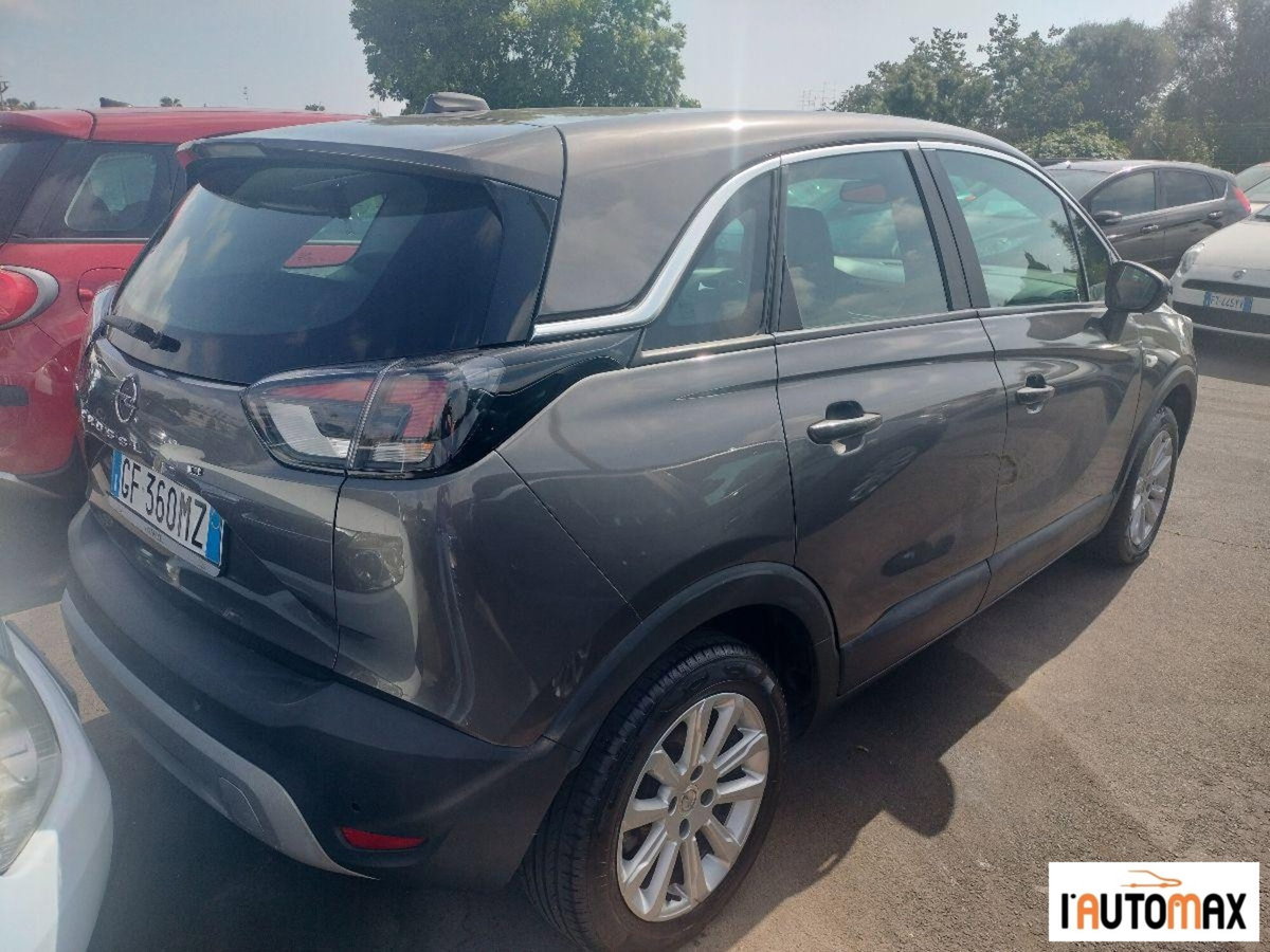 Opel Crossland 1.5 ecotec Elegance 110cv (4)
