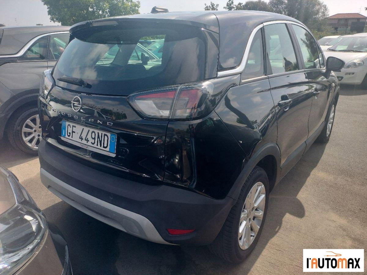 Opel Crossland 1.5 ecotec Elegance 110cv (4)