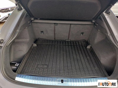 Audi RS Q3 Sportback 2.5 quattro s-tronic (16)
