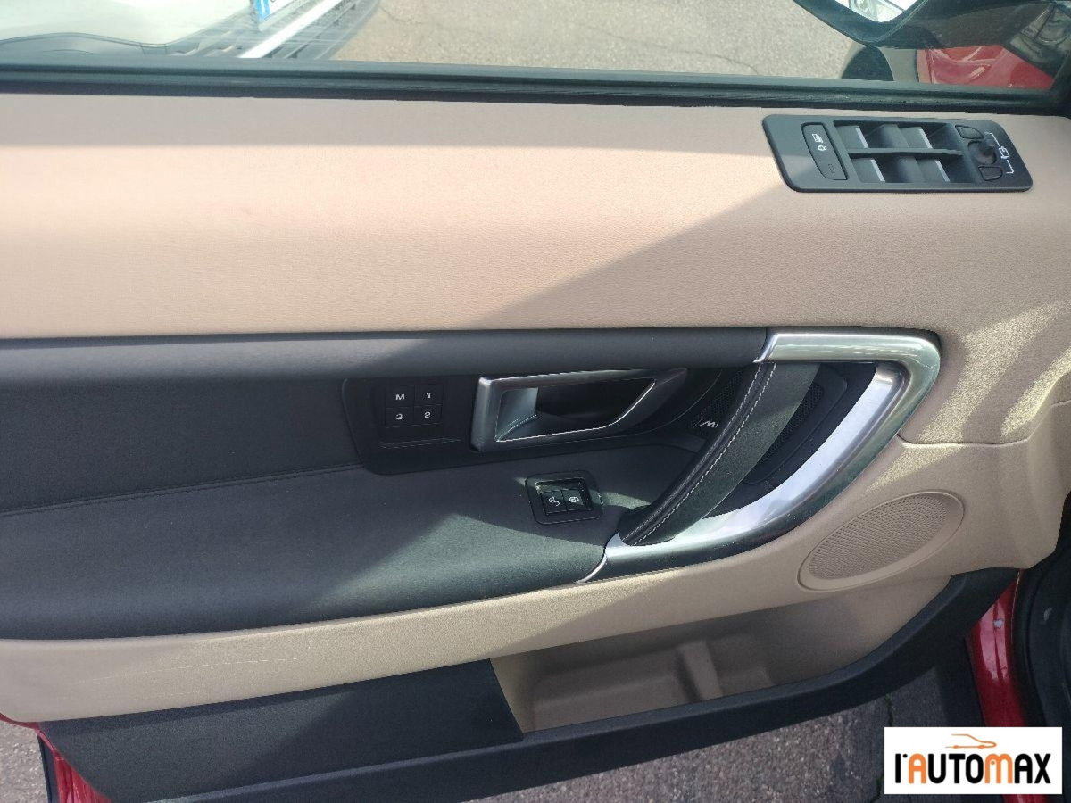 Land Rover Discovery Sport 2.0 TD4 180 CV HSE (7)