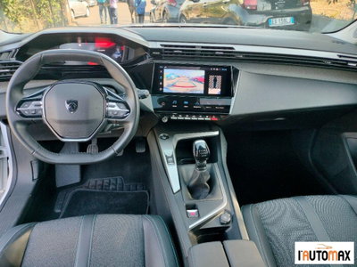 Peugeot 308 1.2 puretech t Allure s&s 130cv (12)