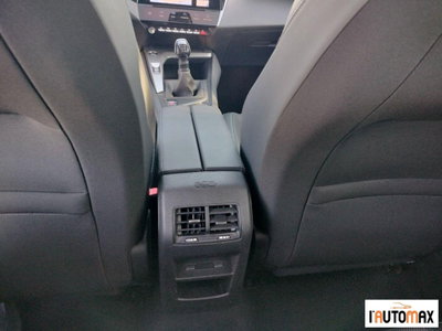 Peugeot 308 1.2 puretech t Allure s&s 130cv (13)