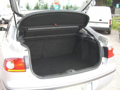 Renault Laguna 1.9 dCi/130CV Confort (11)