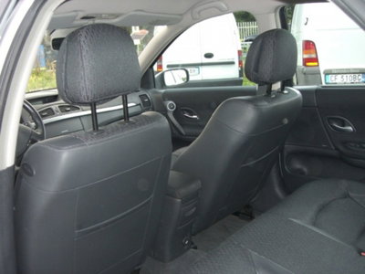 Renault Laguna 1.9 dCi/130CV Confort (12)