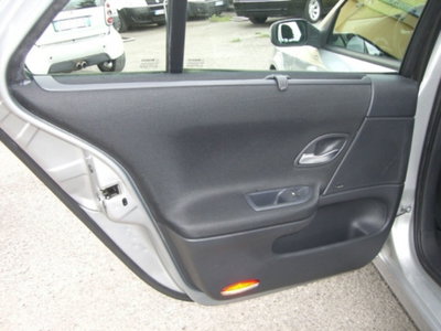Renault Laguna 1.9 dCi/130CV Confort (13)