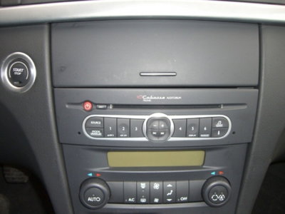 Renault Laguna 1.9 dCi/130CV Confort (18)