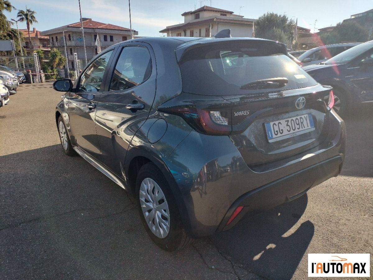 Toyota Yaris Cross 1.5h GR Sport Black Sky fwd 116cv e-cvt (5)
