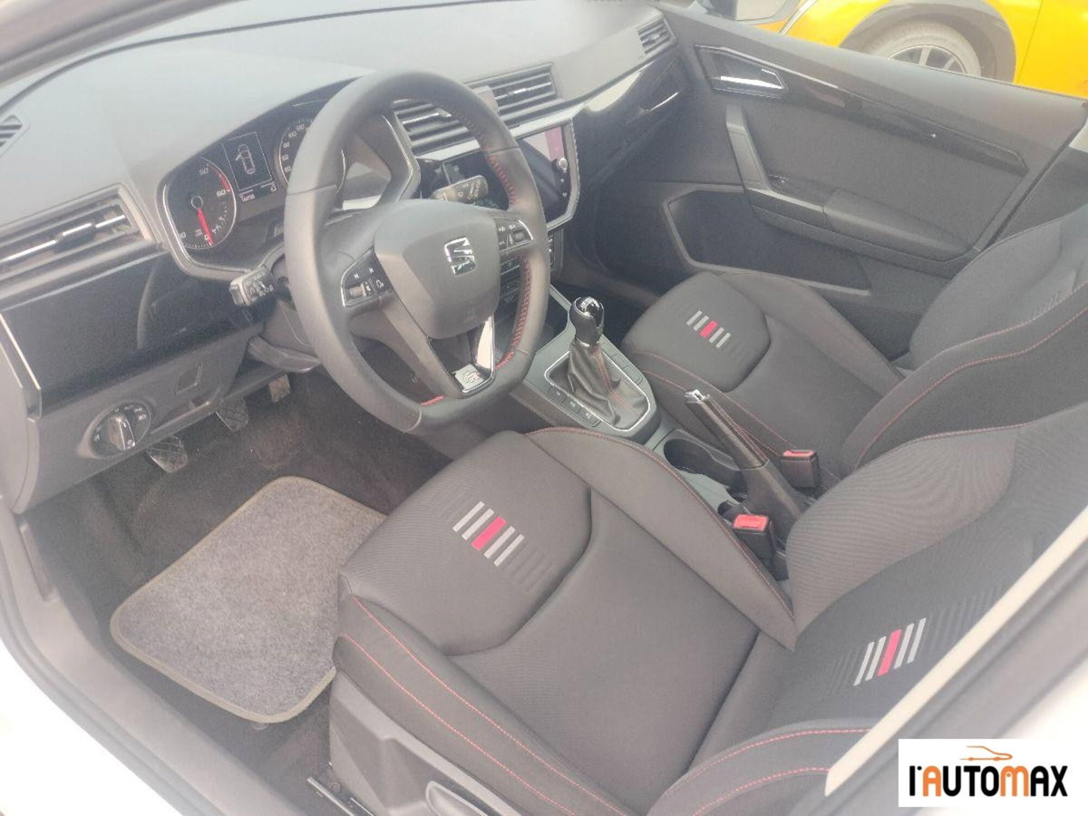 SEAT Ibiza 1.6 TDI 95 CV 5 porte FR (7)