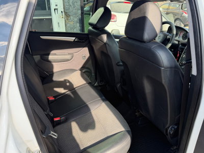 Mercedes-Benz Classe A 180 CDI Avantgarde (9)