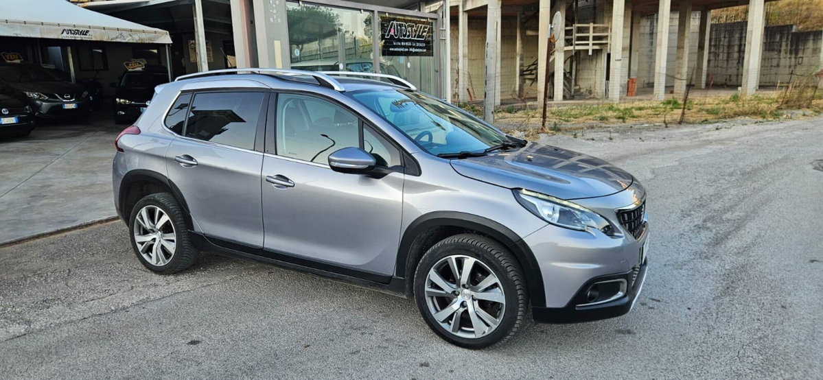 Peugeot 2008 BlueHDi 100 S&S Allure