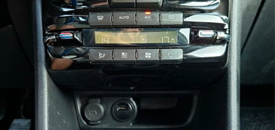 Peugeot 2008 BlueHDi 100 S&S Allure (13)