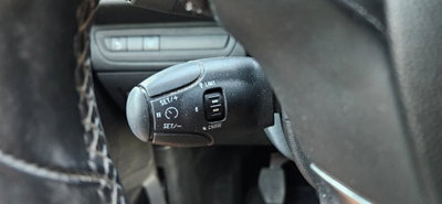 Peugeot 2008 BlueHDi 100 S&S Allure (17)