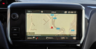 Peugeot 2008 BlueHDi 100 S&S Allure (9)