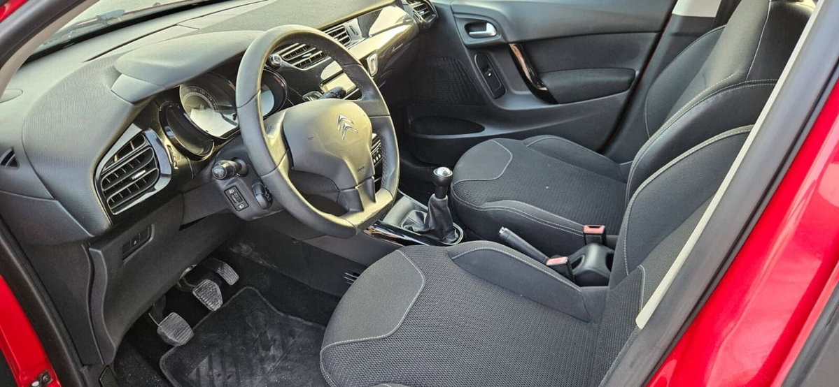 Citroen C3 1.2 VTi 82 Exclusive (7)
