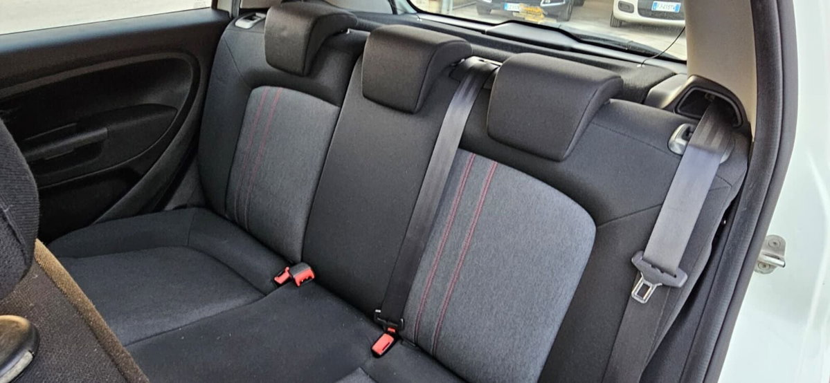 Fiat Punto 1.3 MJT II S&S 85 CV 5 porte ECO Easy (6)