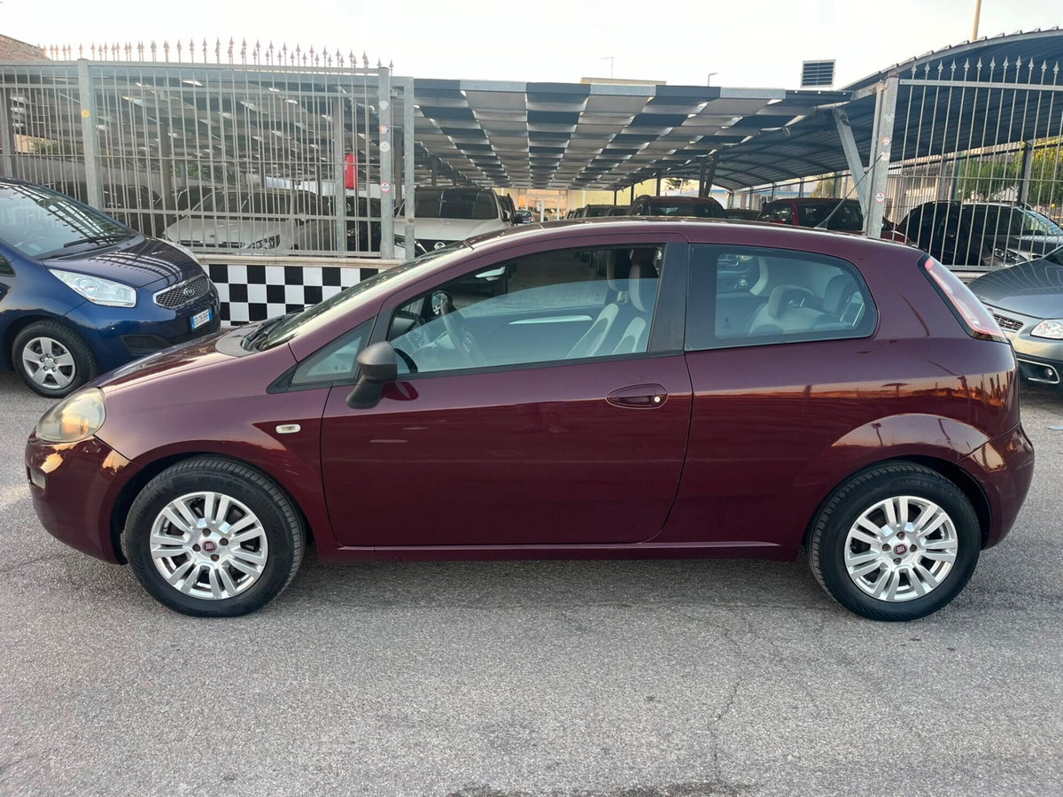 Fiat Punto Evo 1.3 Mjt 95 CV DPF 3 porte S&S Dualogic Sport (7)