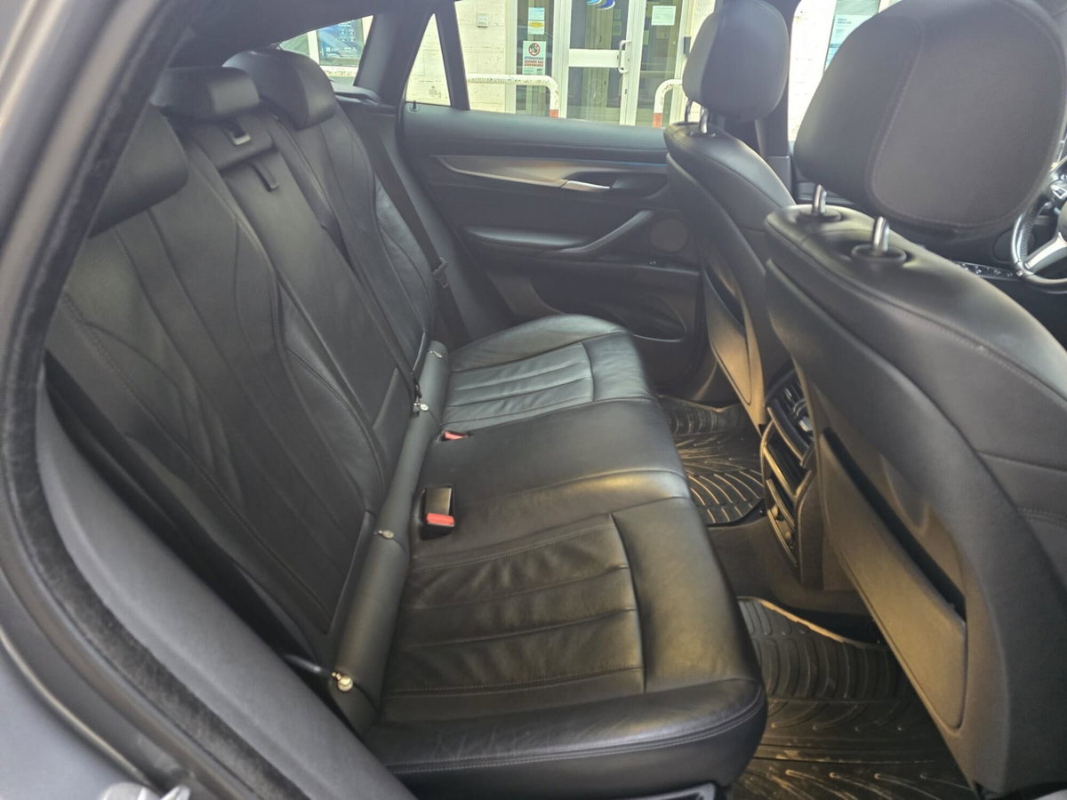 BMW X6 xDrive30d 249CV Msport (10)