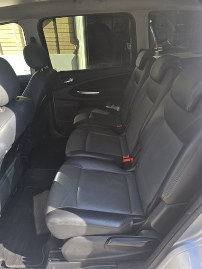 Ford Galaxy 2.0 TDCi 140 CV Ghia (11)