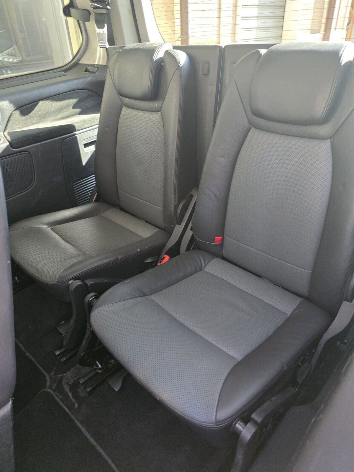 Ford Galaxy 2.0 TDCi 140 CV Ghia (12)