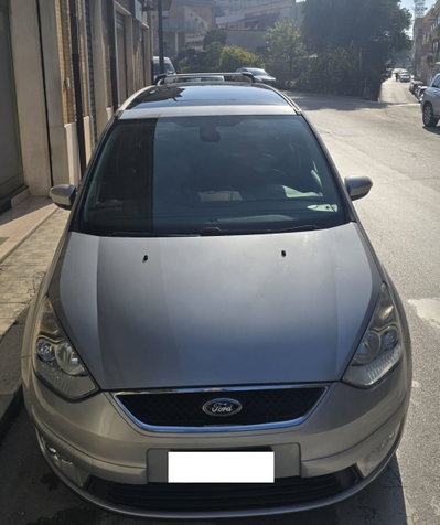 Ford Galaxy 2.0 TDCi 140 CV Ghia (3)