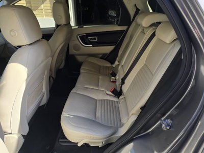Land Rover Discovery Sport 2.2 TD4 HSE Luxury (10)