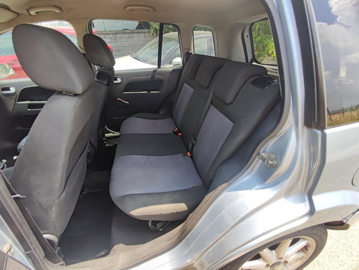 Ford Fusion 1.4 TDCi 5p. Plus (10)