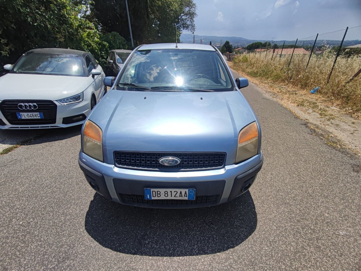 Ford Fusion 1.4 TDCi 5p. Plus (2)