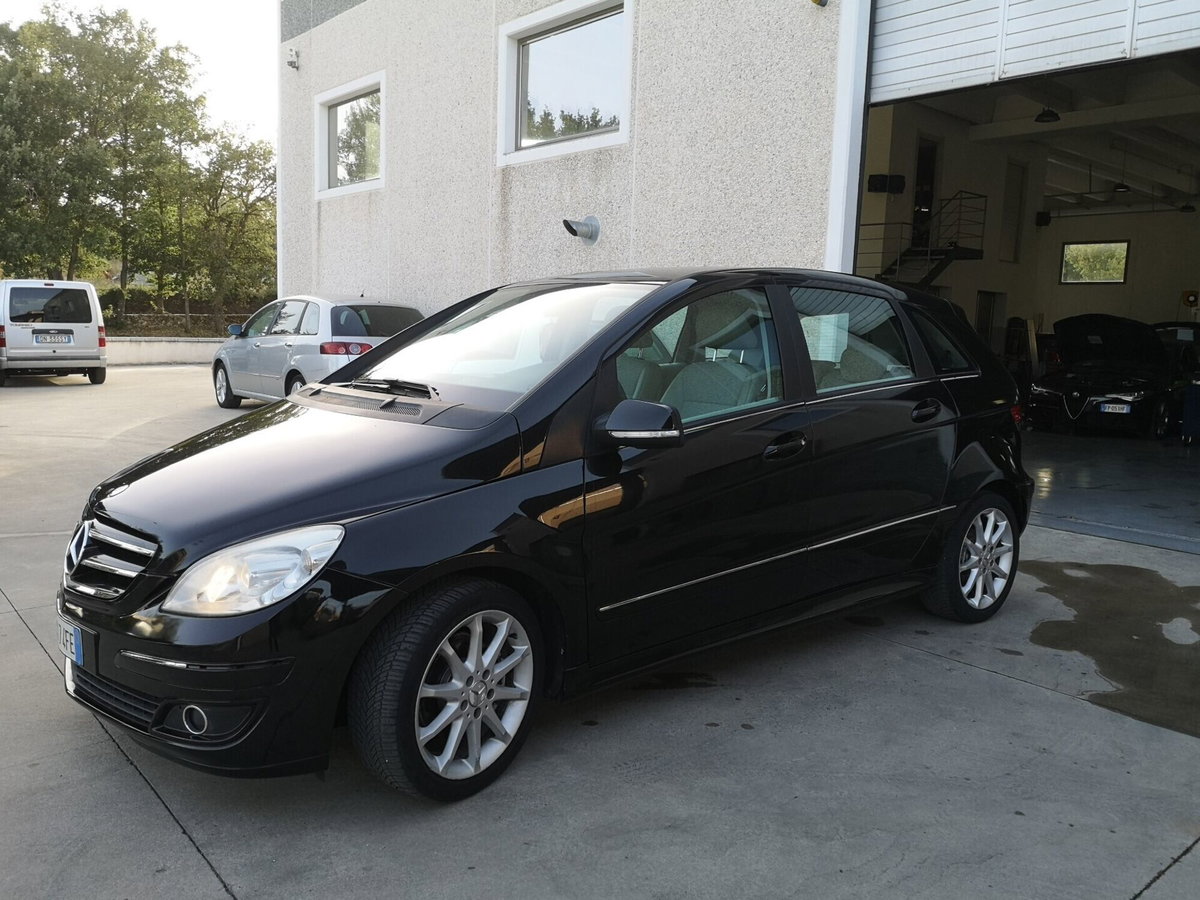 Mercedes-Benz Classe B 200 CDI Executive (2)
