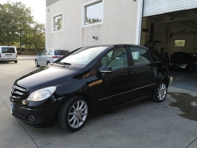 Mercedes-Benz Classe B 200 CDI Executive (2)