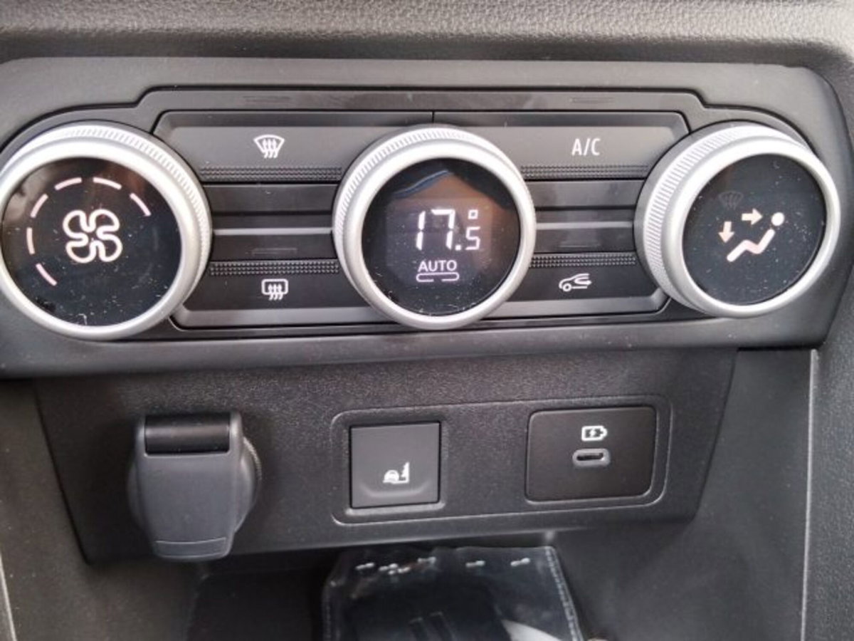 Dacia Jogger Jogger 1.0 TCe GPL 100 CV 7 posti Extreme (13)