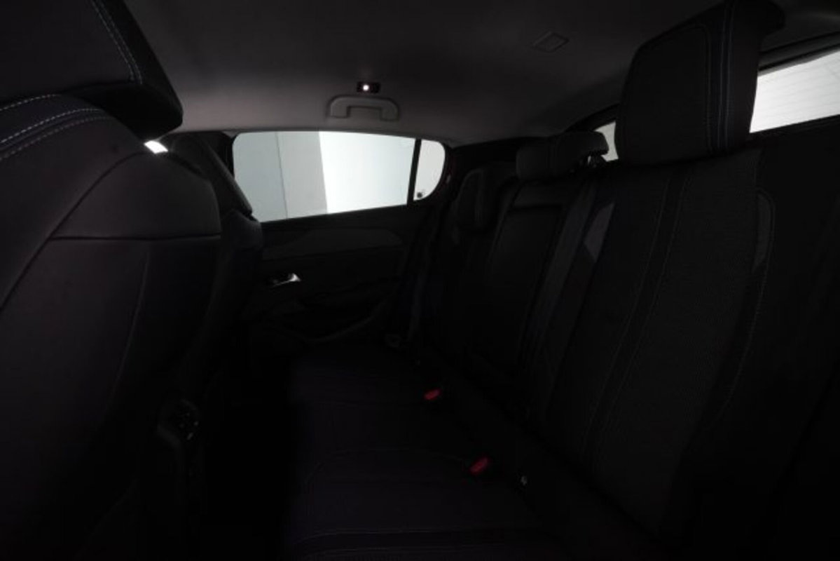 Peugeot 308 1.5 bluehdi Allure s&s 130cv eat8 (3)