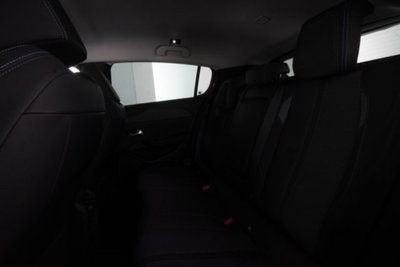 Peugeot 308 1.5 bluehdi Allure s&s 130cv eat8 (3)