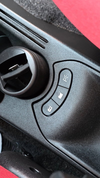 Lancia Ypsilon Multijet 16V Platino (13)