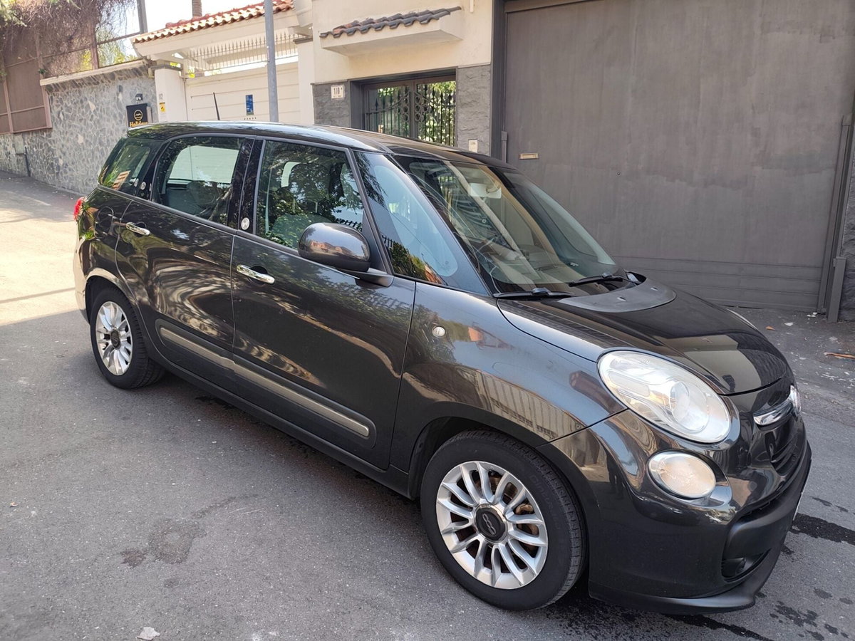 Fiat 500L Living 1.6 Multijet 105 CV Lounge (3)