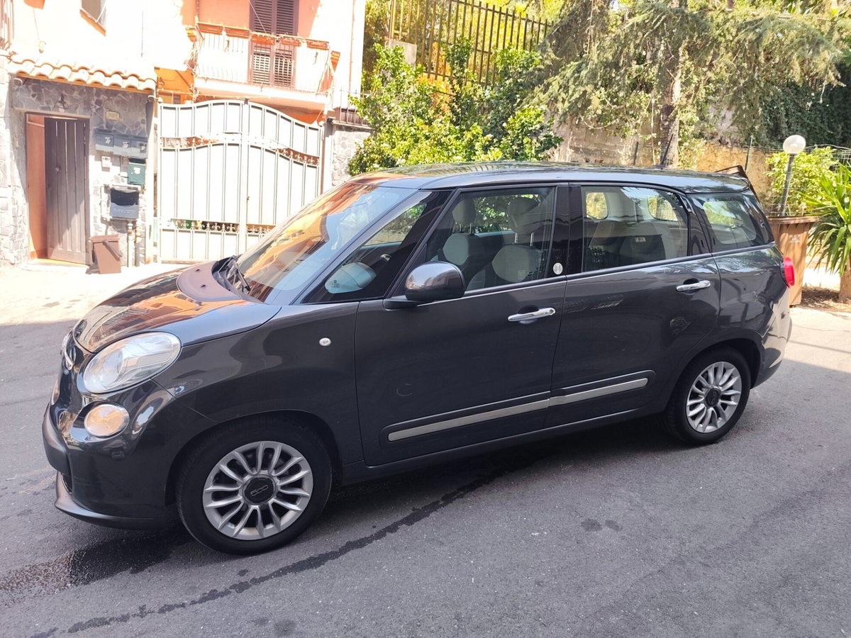 Fiat 500L Living 1.6 Multijet 105 CV Lounge (7)