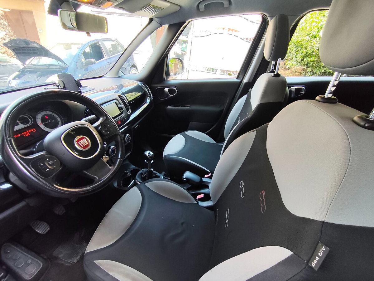 Fiat 500L Living 1.6 Multijet 105 CV Lounge (8)