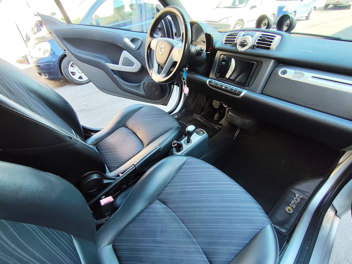 smart Fortwo 800 40 kW coupé pulse cdi (10)