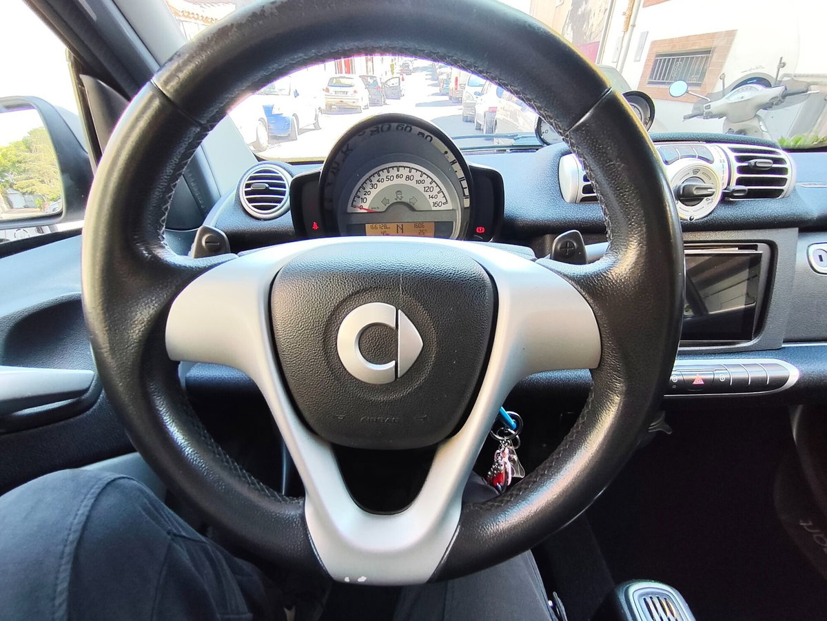 smart Fortwo 800 40 kW coupé pulse cdi (11)